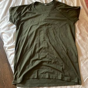 Swiftly Tech Short Sleeve 2.0 in Willow Green/Army Green size 14.